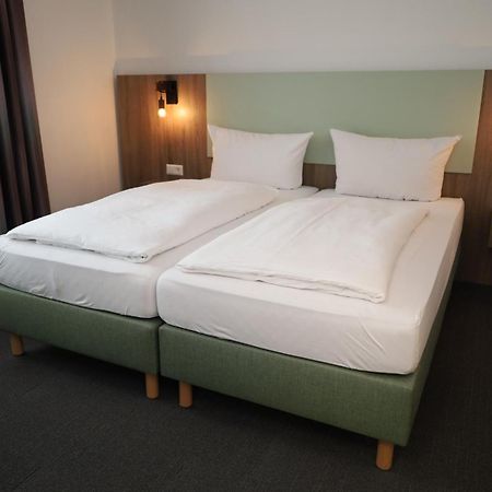 Hotel-Restaurant Thomsen 델멘호르스트 외부 사진