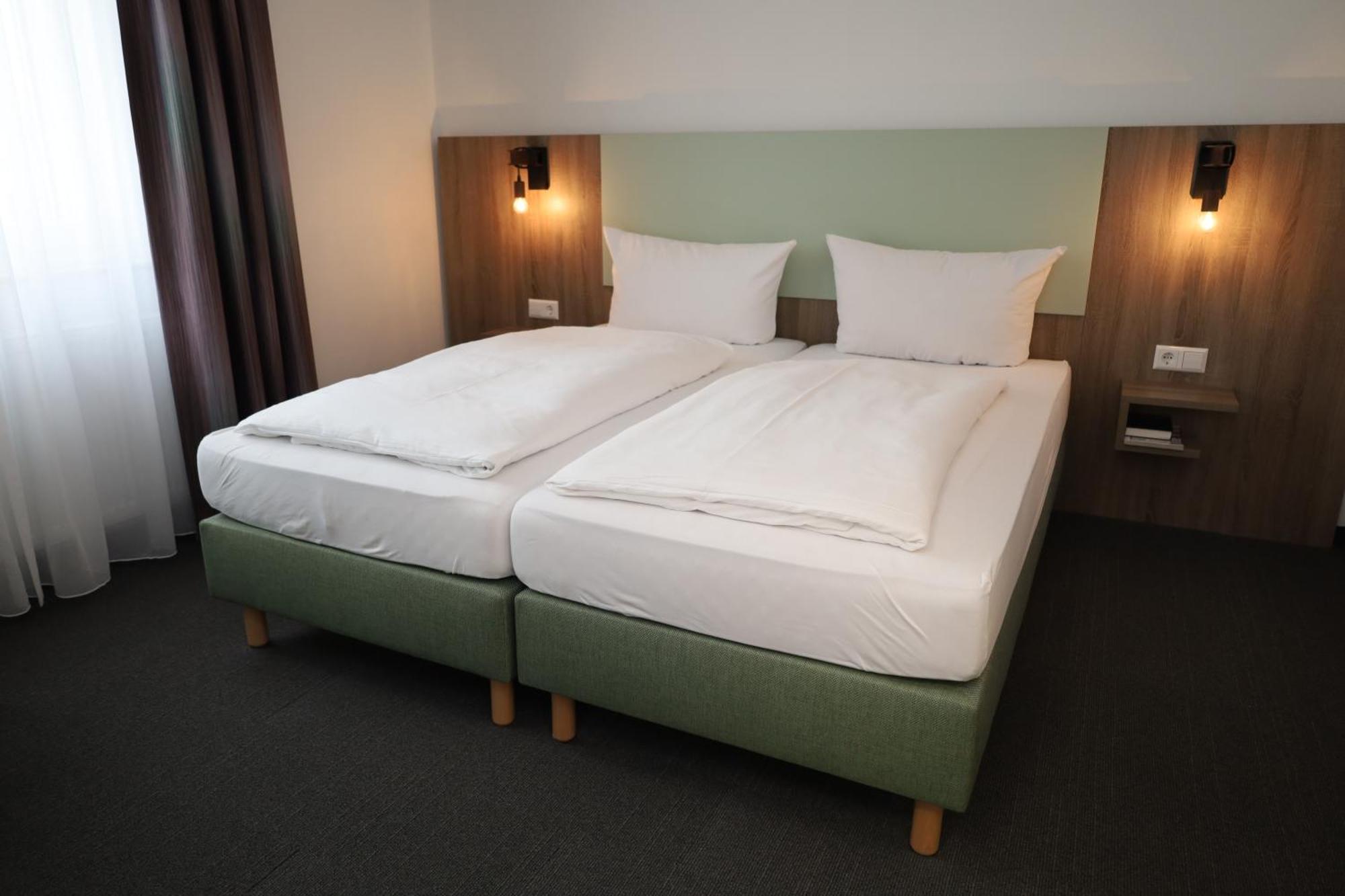 Hotel-Restaurant Thomsen 델멘호르스트 외부 사진